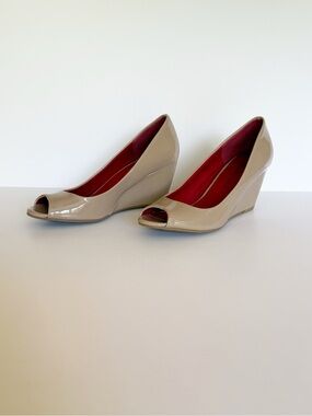 CL By Chinese Laundry Nolita Nude Patent Leather Wedge Pumps